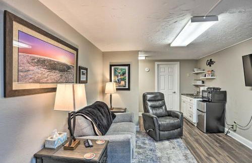 Walk to Main St Sturgis Apt with Grill! - Foto 4