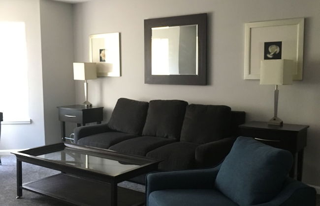 Ambassador Inn And Suites - Photo 29