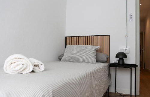Apartamento reformado de 3 habitaciones en Sagrada Familia - Foto 33