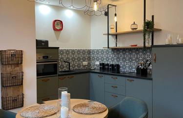 Entre Nous Le Maréchal - Foto 20