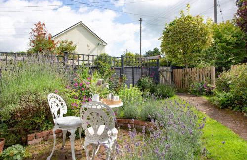 Orchard Cottage - Photo 26