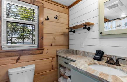 Peaceful Mountain Tiny Home with Breathtaking Valley Views & Fireplace Near Lookout Mountain, Menlo GA - Foto 18