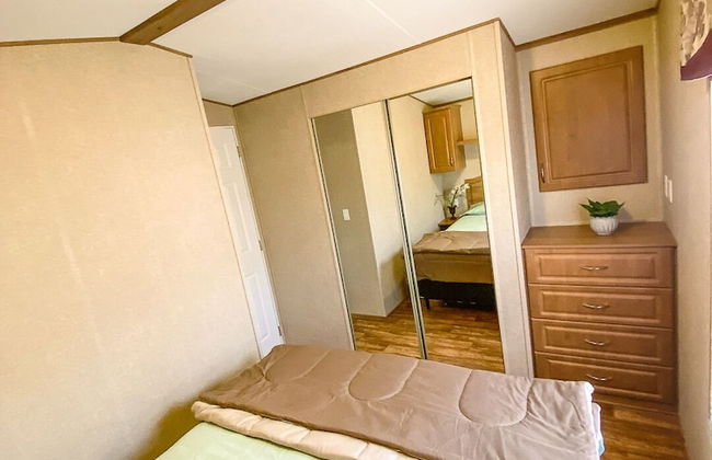 Falcon Cottages - Photo 5