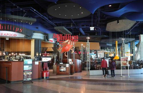 AMAZING!!!! Luxury 5BR, Steps to beach and Fun! Fully Renovated Beach house! - Foto 45