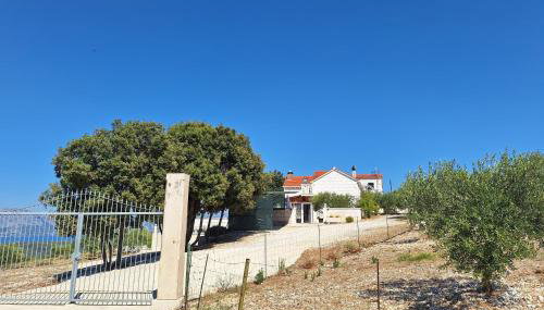 Family friendly house with a swimming pool Praznica, Brac - 24570 - Foto 2