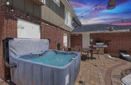 Luxury 5BR Getaway w Pool Hot Tub & Cinema - Foto 44