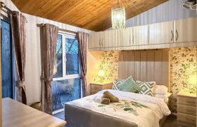 Cheerful 3 bedroom Lodge At White cross Bay Windermere - Photo 49