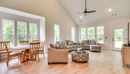 5 Mi to Memorial Stadium and Beach Modern Townhome - Foto 1