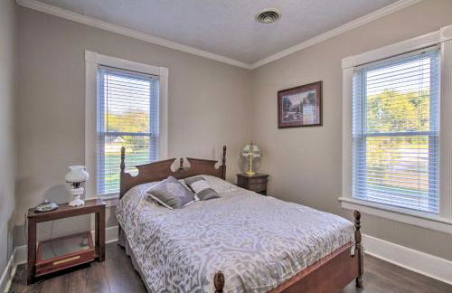 Mtn Views and Idyllic Setting! Clifton Forge Retreat - Foto 20