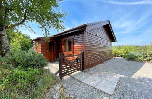 Beautiful 2BR Beach Lodge Set In Stunning Gardens - Pass the Keys - Photo 42