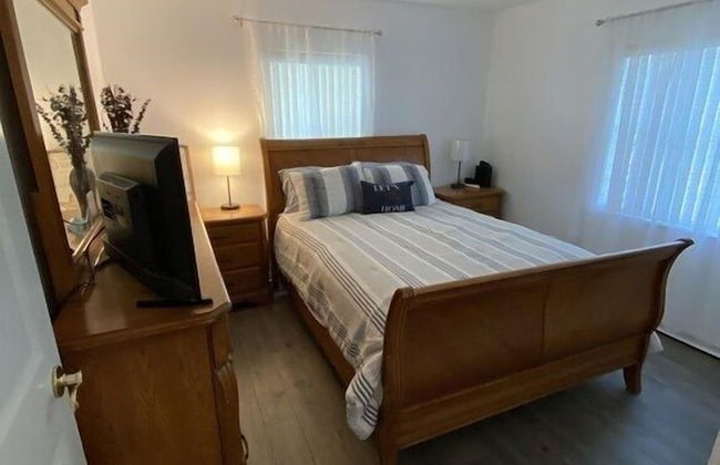 Waterfront Paradise on half an acre - Foto 6