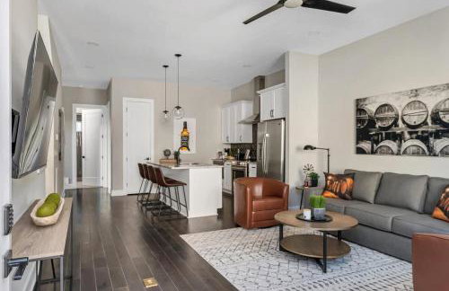 BRAND NEW Side by Side Homes - Sleeps 24 Guests - Foto 30