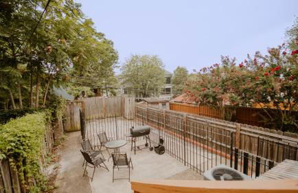 Stylish 5BR DC Retreat Backyard Free Parking - Foto 10