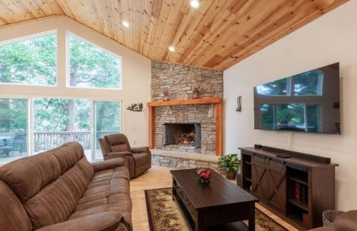 Hillside Hideaway - game rm - master spa - Luxury - Foto 1