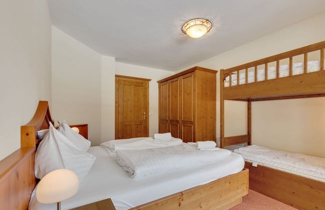 Chalet in Saalbach Near Ski Lift - Foto 17