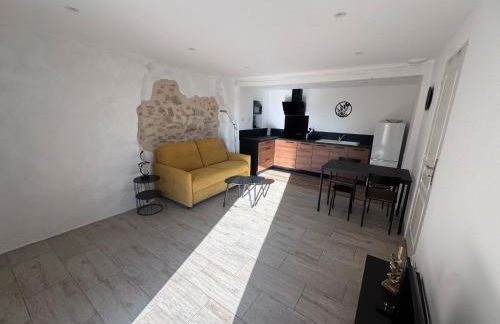 Studio Rénové de Charme en Provence - Foto 2