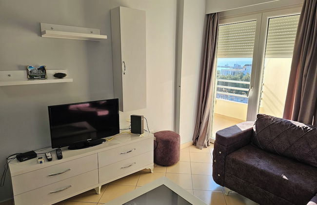 Sea View 1-bed Apartment in Vlore - Photo 8