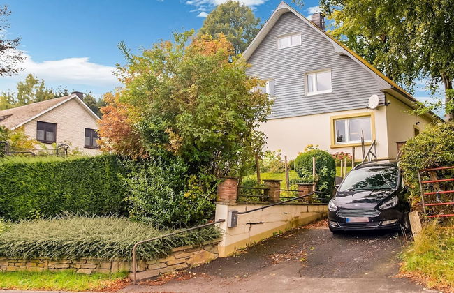 Tranquil Holiday Home With Private Garden - Photo 34