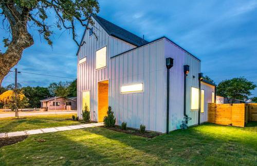 Actually walkable to square & Private Heated Pool - Foto 10