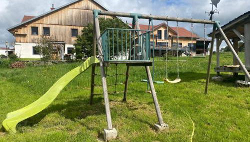 Les Gîtes de La Miellerie des Combes 5 étoiles - Foto 5, Garden, Garden view