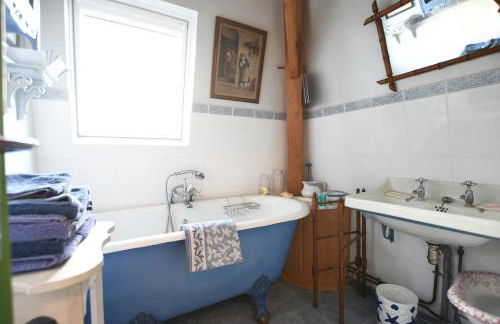 Le Val Clos, appartement dans une maison de maître 19e - Foto 16