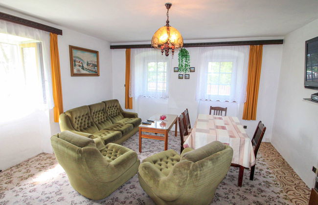 Vlhlavy u Hluboké - Foto 6