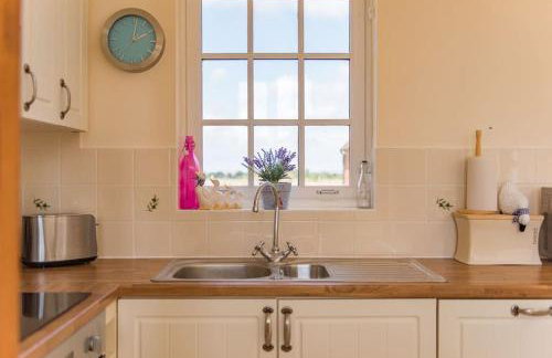 The Bothy - Charming home on a working farm - Photo 16