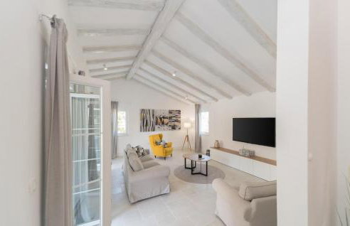 Awesome Home In Crklada With Wifi - Photo 17