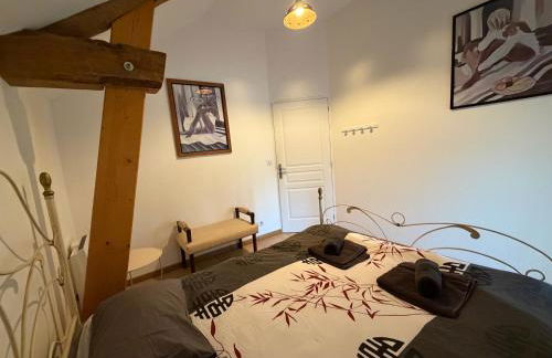 Maison renovee en pierres séjour spacieux avec jardin et terrasse aménagée près Omaha beach & Bayeux à 5mn de la mer tous commerces - Foto 49