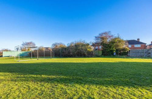 Cosy Oxford Holiday House - 20 min drive to Centre - Foto 16