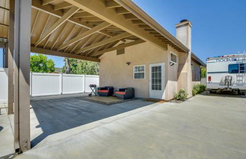 Luxe Pasadena Casita with Fireplace and Grill - Photo 24