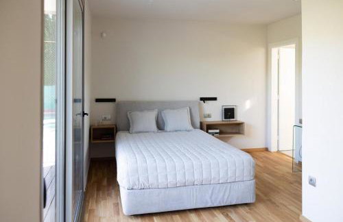 Studio Rio Unique Space With Garden and Garage - Photo 35