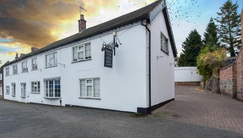 Donington Cottage Apt 7 - Photo 2