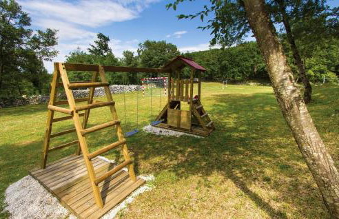 Awesome Home In Labin With Sauna - Photo 8