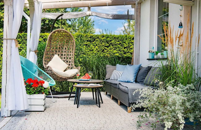 A Luxury Villa in a Seaside Village.living Room, 2 Bedrooms, 2 Bathrooms, Garden - Photo 19