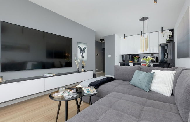 Apartment Overlooking the River, Pool, Dziwnow - Photo 10