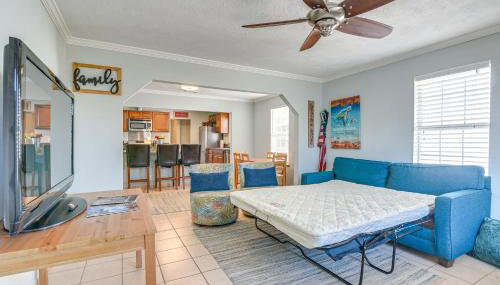 Less Than 1 Mi to Beach! Family-Friendly Galveston Home - Foto 5