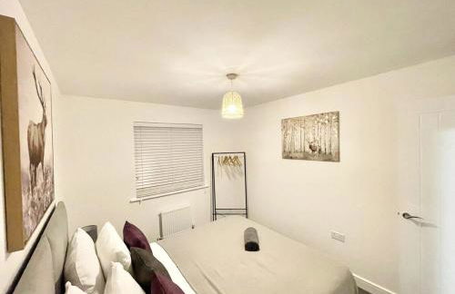 Cosy Home in Swindon 3 with parking centrally located-Business or Leisure - Foto 21