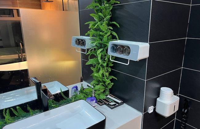 HALO ME Villa - Photo 23