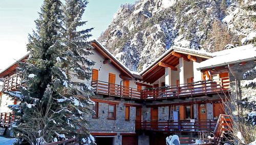 Apartment in Antey-Saint-André near Ski Lift - Foto 5