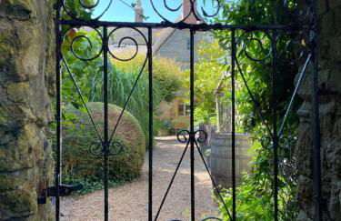 The Burrow - Photo 28