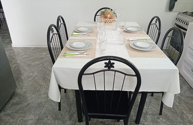 Villa Bella is 5 Mins From the Beach With Amazing Garden Overlooking the Pool - Foto 16