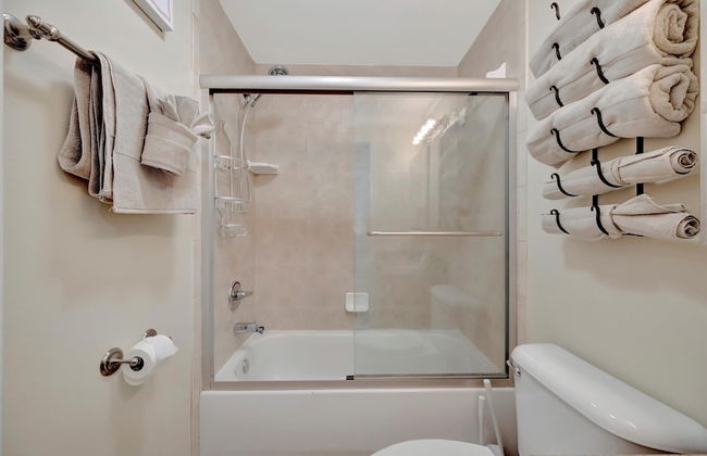 The BC Resort on the Water - Photo 57