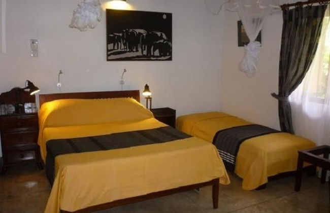 Serenity Lake Front Villa - Foto 12