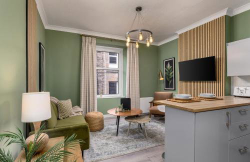 Ochill View Apartment by Stirling Train Station - Photo 8