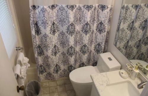 Exceptional New Seabury Mews Property - Photo 12