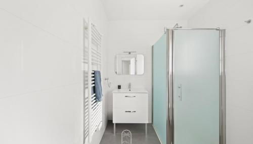 Villa Antoine Appartement RDJ Vue mer CLiM Wifi parking plage 50m La Garonne - Foto 5