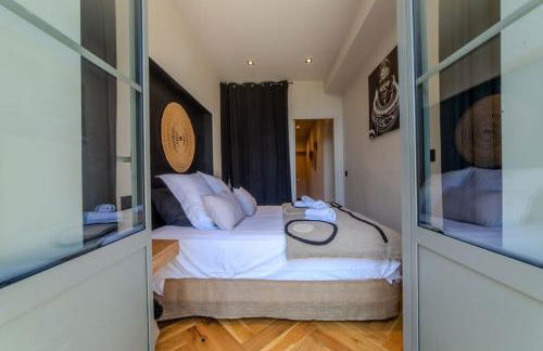 Le Charmant d'Ecully Logement Unique Avec Jardin à 10 minutes de Lyon - Foto 8