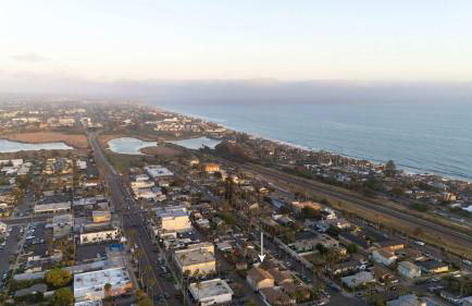 Walk to the Beach Private Backyard and Fire Pit - Foto 38