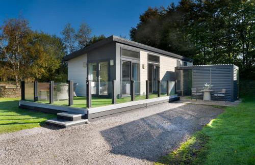 Silverdale Lodge, HotTub, Wi-FI, Quiet & Sleeps 4 - Foto 21